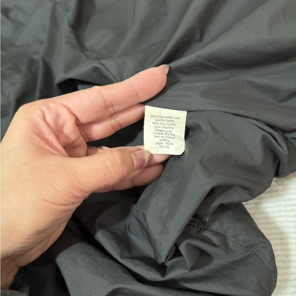 J Crew Women’s Dark Gray Full Length Puffer Jacket Medium - Picture 14 of 16